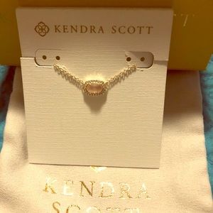 Kendra Scott Chelsea Gold Necklace In Rose Quartz
